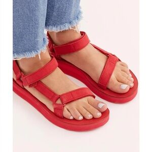 Teva Midform Sandal